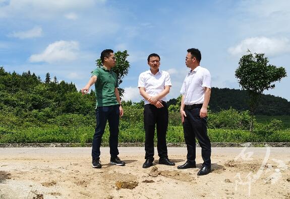 助推園區(qū)共建 聯(lián)農(nóng)帶農(nóng)穩(wěn)增收&mdash;&mdash;記廣東省粵黔協(xié)作工作隊(duì)銅仁工作組石阡小組組員、石阡縣政府辦副主任、縣鄉(xiāng)村振興局副局長祁奇?zhèn)?