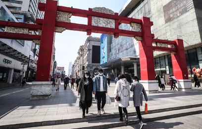 街巷重生&ldquo;煙火氣&rdquo;　人氣恢復(fù)待時(shí)日